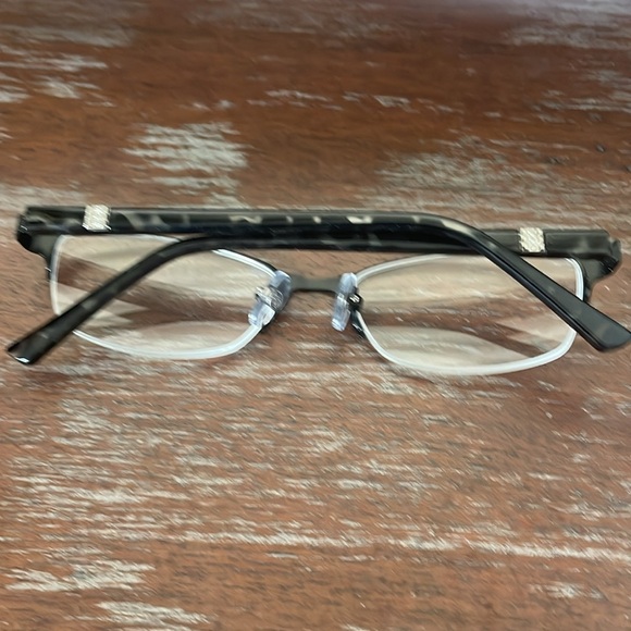 Design Optics by Foster Grant +1.50 black pattern eyeglasses with rhinestones - Picture 2 of 15